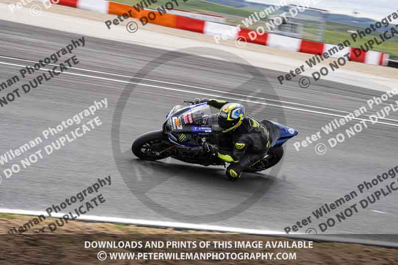 cadwell no limits trackday;cadwell park;cadwell park photographs;cadwell trackday photographs;enduro digital images;event digital images;eventdigitalimages;navarra;no limits trackdays;peter wileman photography;racing digital images;trackday digital images;trackday photos